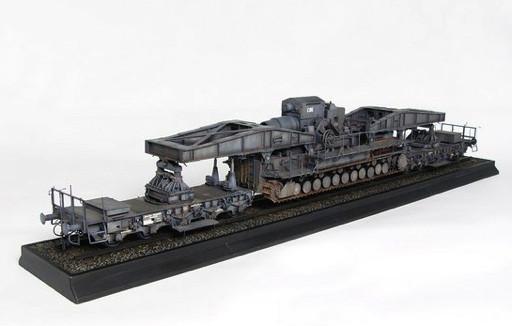 Trumpeter Military Models 1/35 Morser Karl-Gerat 040/041 on Railway  Transport Carrier Initial Version Kit