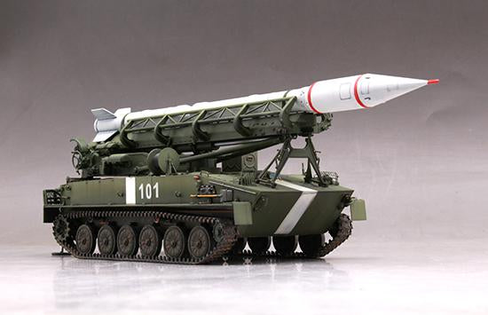 Trumpeter 1/35 Soviet 2P16 Launcher w/2K6 Luna (FROG5