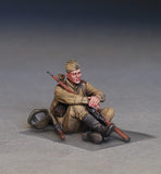 MiniArt Military Models 1/35 Soviet Soldiers Taking a Break (5) with Accessories (New Tool) Kit