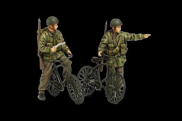 Tamiya 1/35 British Paratroopers (2) w/Bicycles Kit