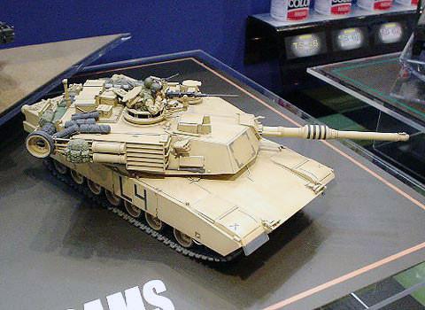 Tamiya 1/35 M1A2 Abrams Tank OIF Kit