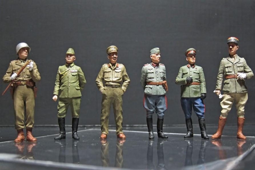 Master Box Ltd 1/35 WWII Famous Generals (6) Kit