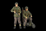 Tamiya 1/35 British Paratroopers (4 Figures) w/2 Small Motorcycles Kit