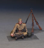 MiniArt Military Models 1/35 Soviet Soldiers Taking a Break (5) with Accessories (New Tool) Kit