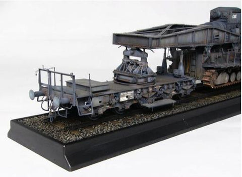 Trumpeter Military Models 1/35 Morser Karl-Gerat 040/041 on Railway  Transport Carrier Initial Version Kit