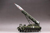 Trumpeter 1/35 Soviet 2P16 Launcher w/2K6 Luna (FROG5) Missile (New Variant) Kit