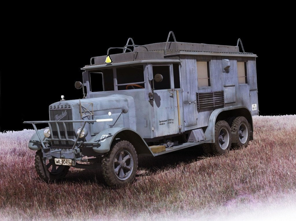 ICM 1/35 WWII German Henschel 33 D1 Kfz 72 Radio Communication Truck Kit