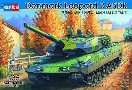 Hobby Boss 1/35 Leopard 2A5DK Danish Tank Kit