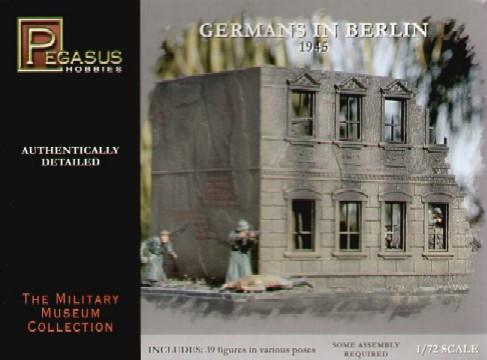 Pegasus Military 1/72 German Soldiers & Civilians Berlin 1945 (39)