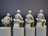 MiniArt Military Models 1/35 German Panzergrenadiers (4) (New Tool) Kit