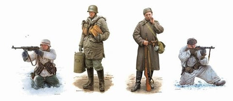 Dragon 1/35 Battle of Kharkov Soldiers Winter Dress 1943 (4) Kit