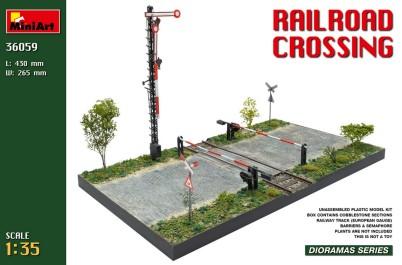 MiniArt Military 1/35 Railroad Crossing w/Cobblestone Sections, Track, Barriers & Semaphore Kit