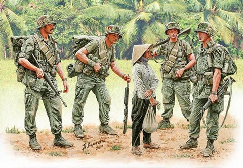 Master Box Ltd 1/35 US Soldiers Patrolling Vietnam (4 & Woman) Kit