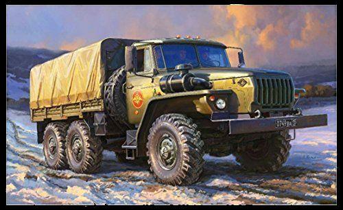 Zvezda 1/35 Russian Ural 4320 Army Truck Kit